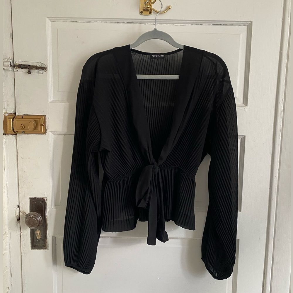 Pretty Little Thing Sheer Ruffle Black Women's Top Size Medium